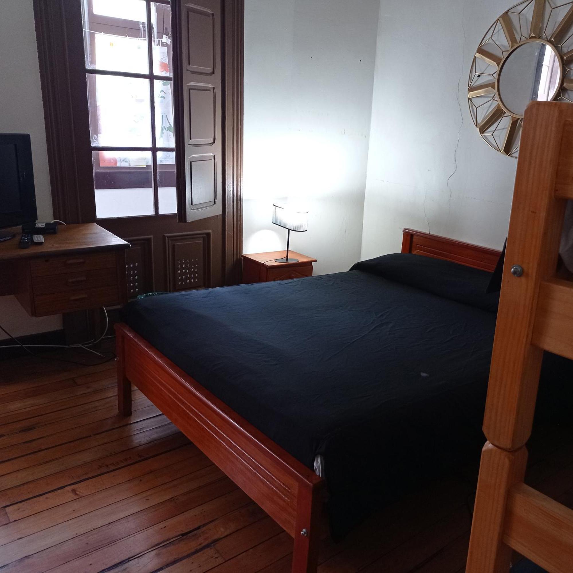Hostal Irreal Santiago del Cile Esterno foto