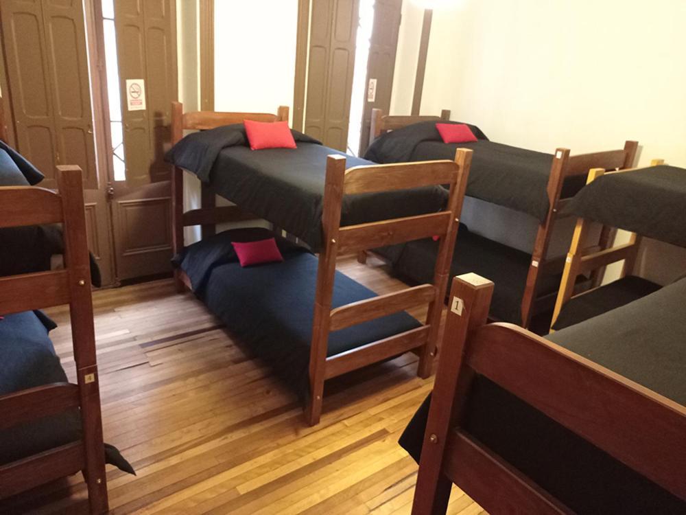 Hostal Irreal Santiago del Cile Esterno foto