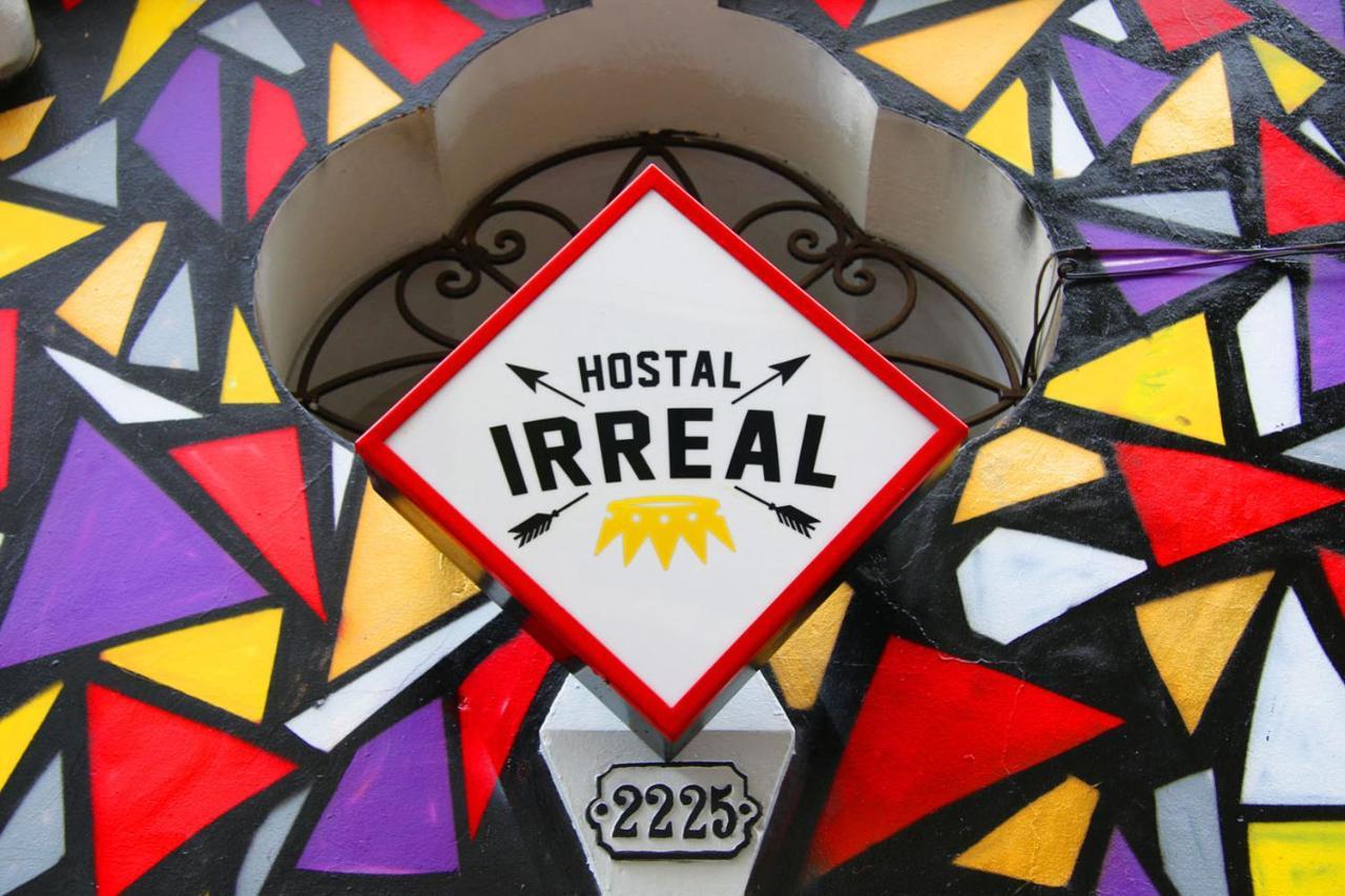 Hostal Irreal Santiago del Cile Esterno foto